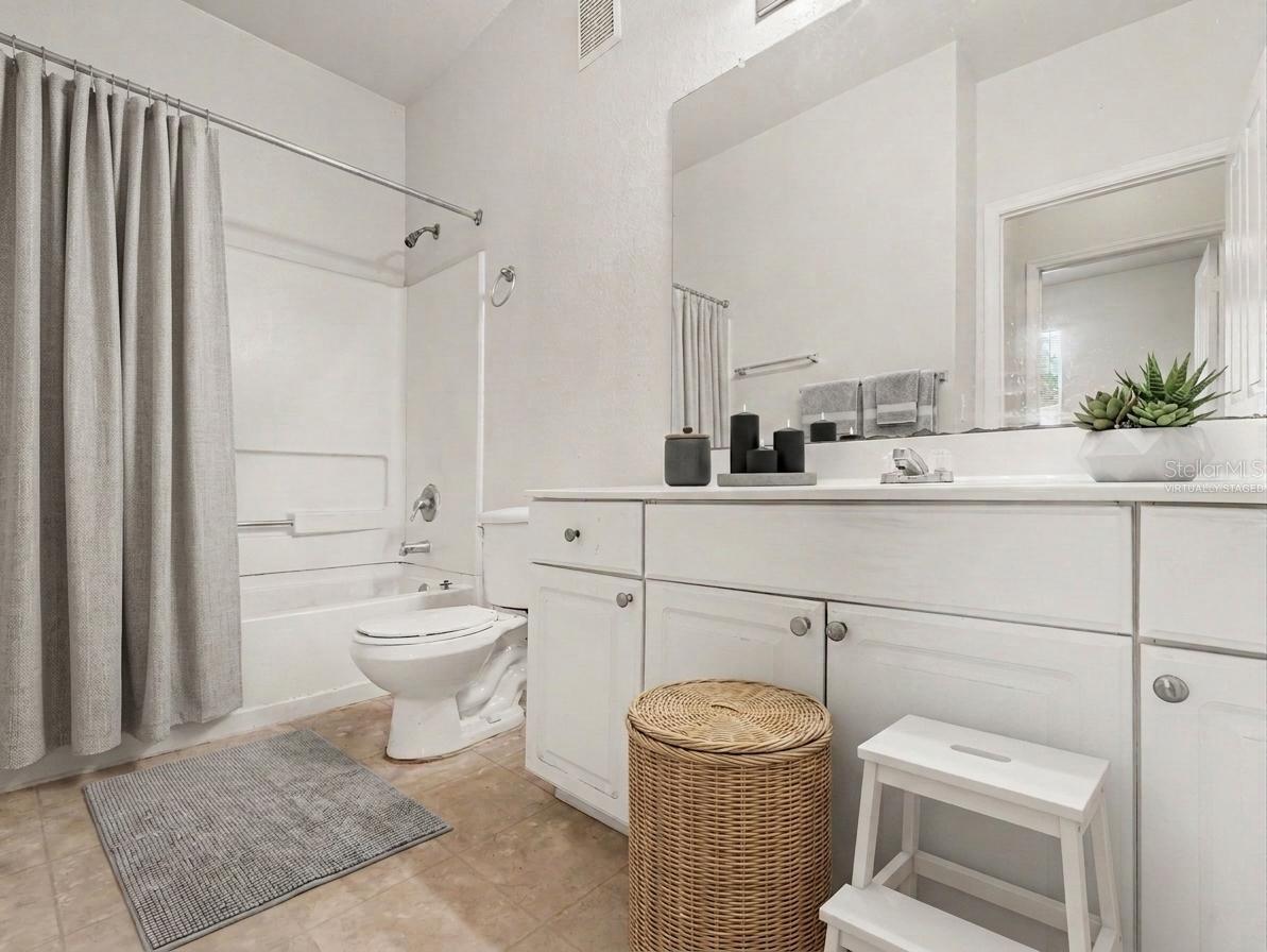 VILLAS AT SOUTHERN DUNES CONDO - Residential