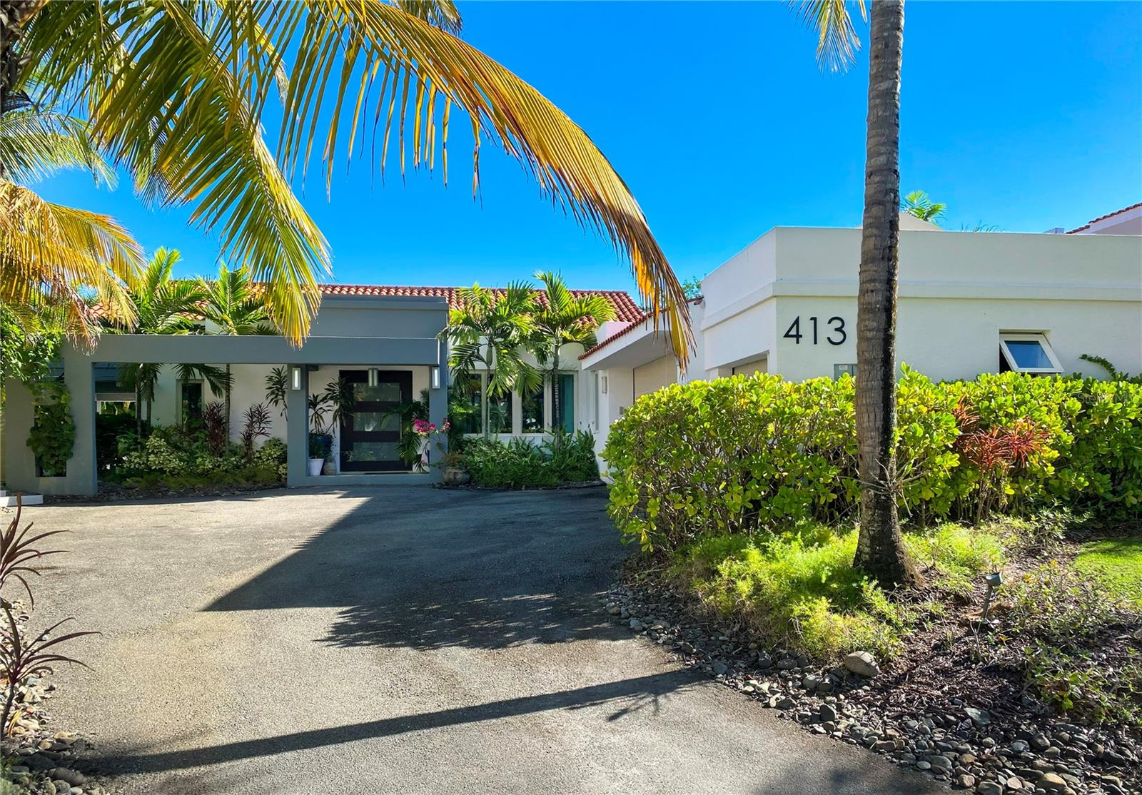 DORADO BEACH EAST - Residential