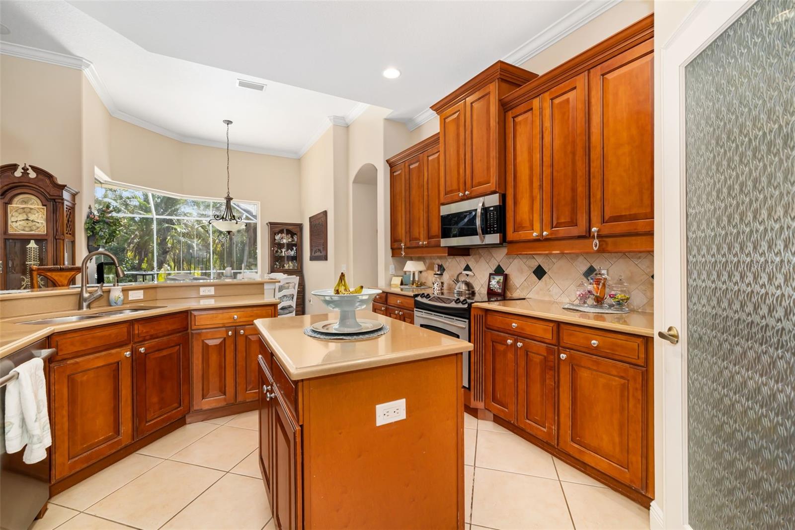 OAK CREEK - Residential