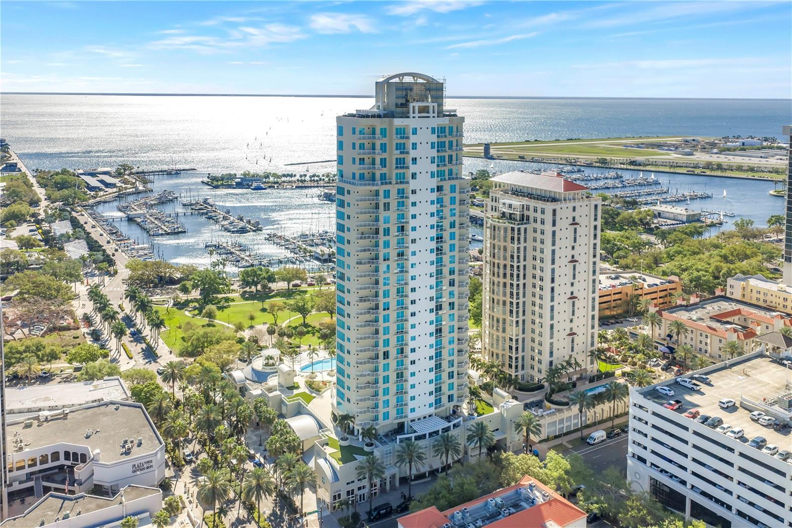 OVATION CONDO - Residential