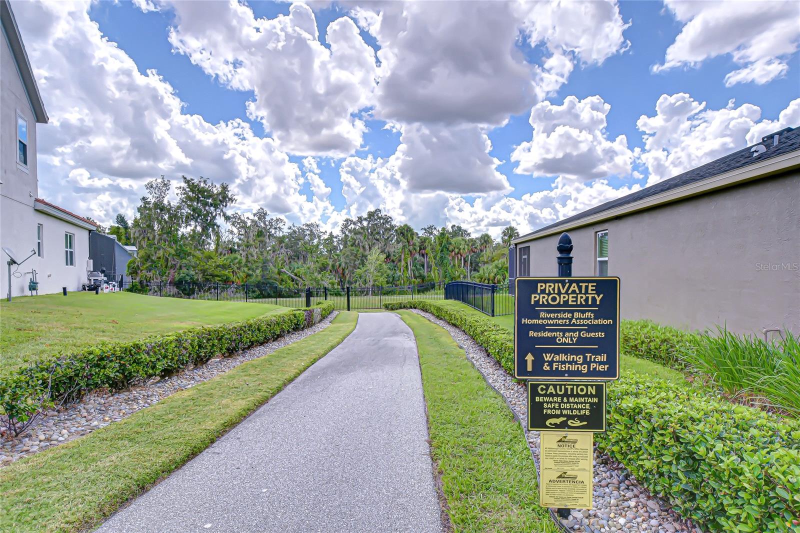 RIVERSIDE BLUFFS - Residential