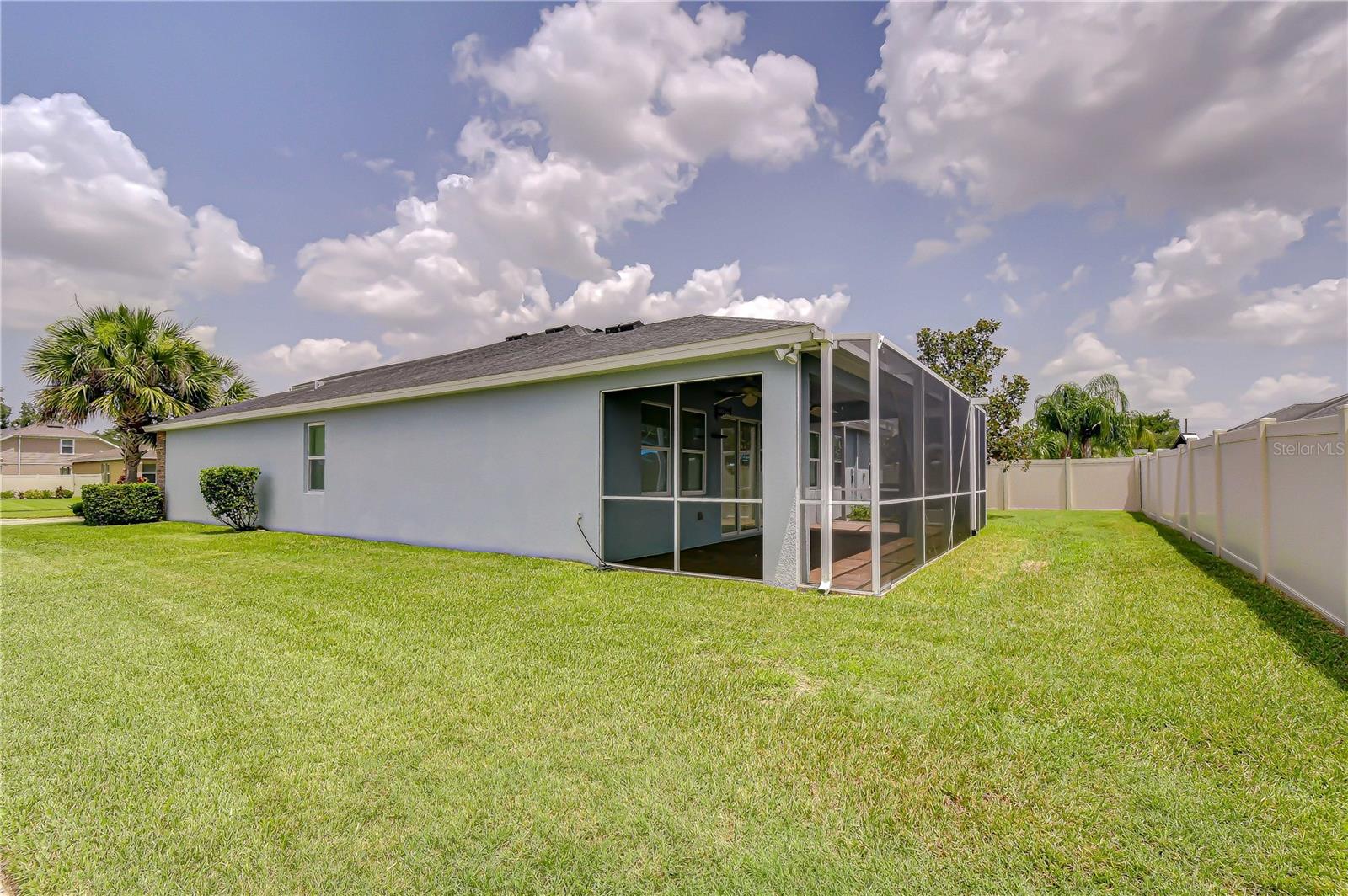RIVERSIDE BLUFFS - Residential