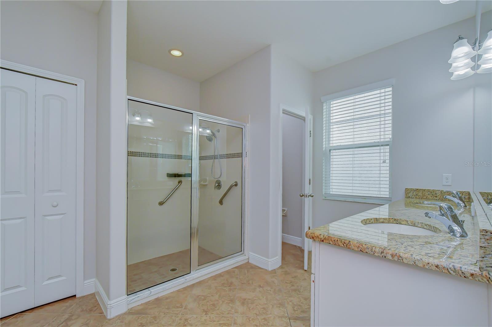 RIVERSIDE BLUFFS - Residential
