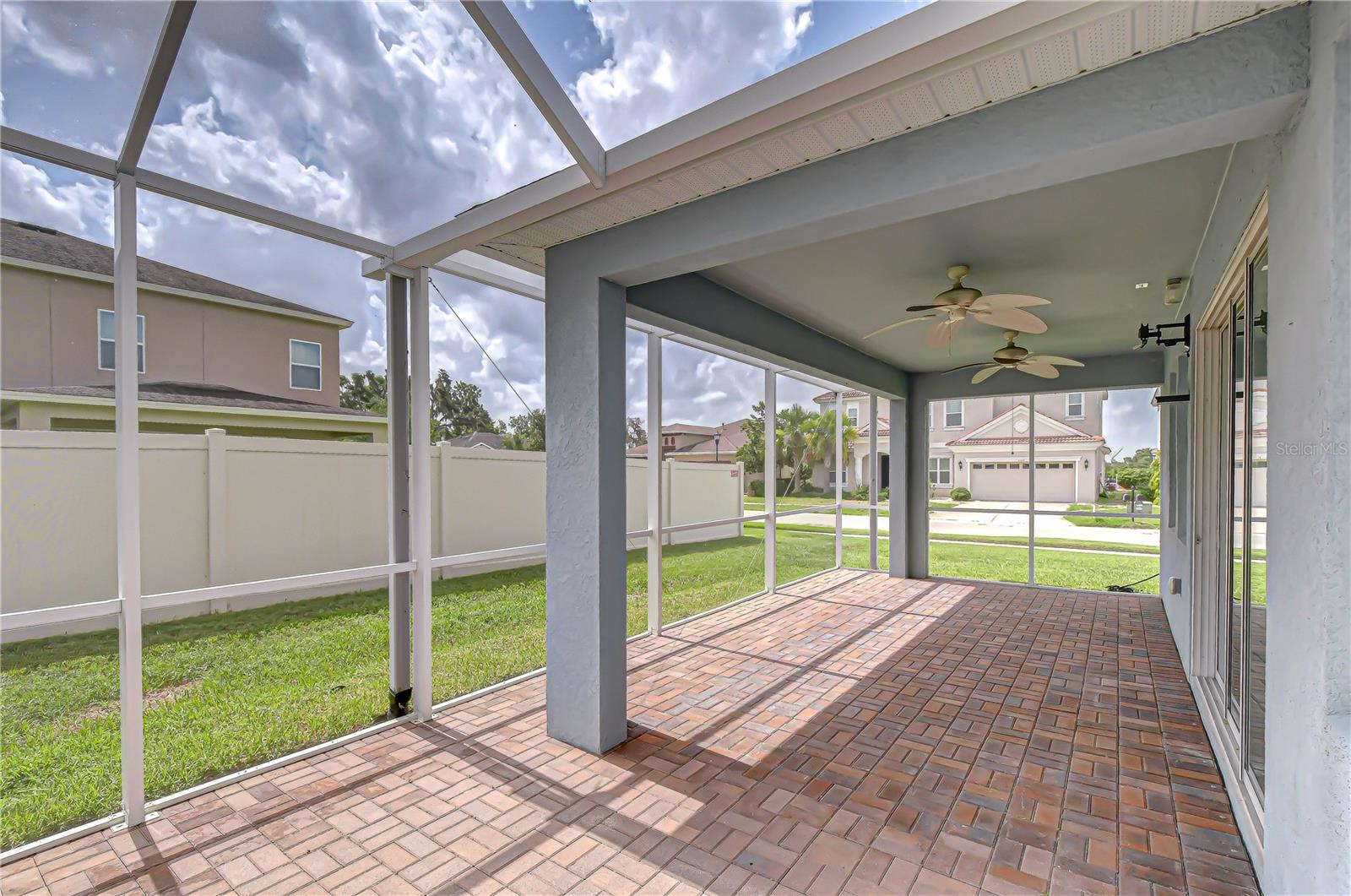 RIVERSIDE BLUFFS - Residential