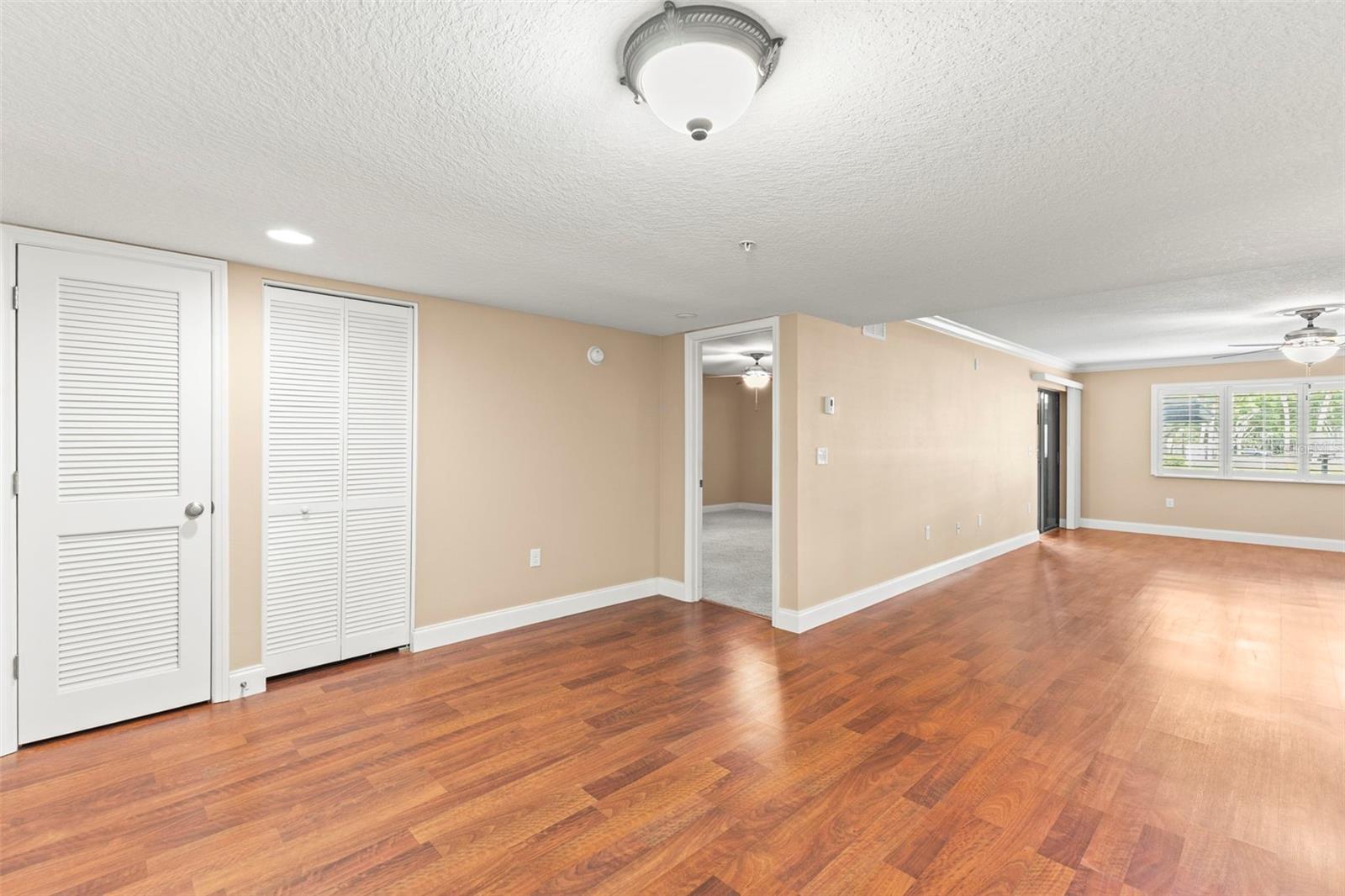 INVERNESS CONDO - Residential