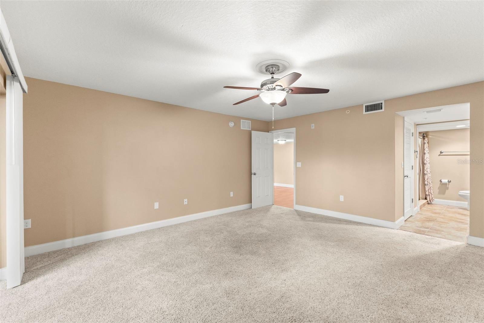 INVERNESS CONDO - Residential