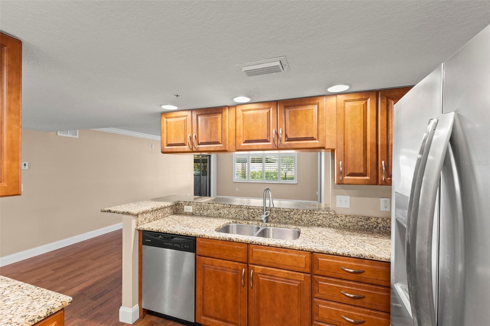 INVERNESS CONDO - Residential