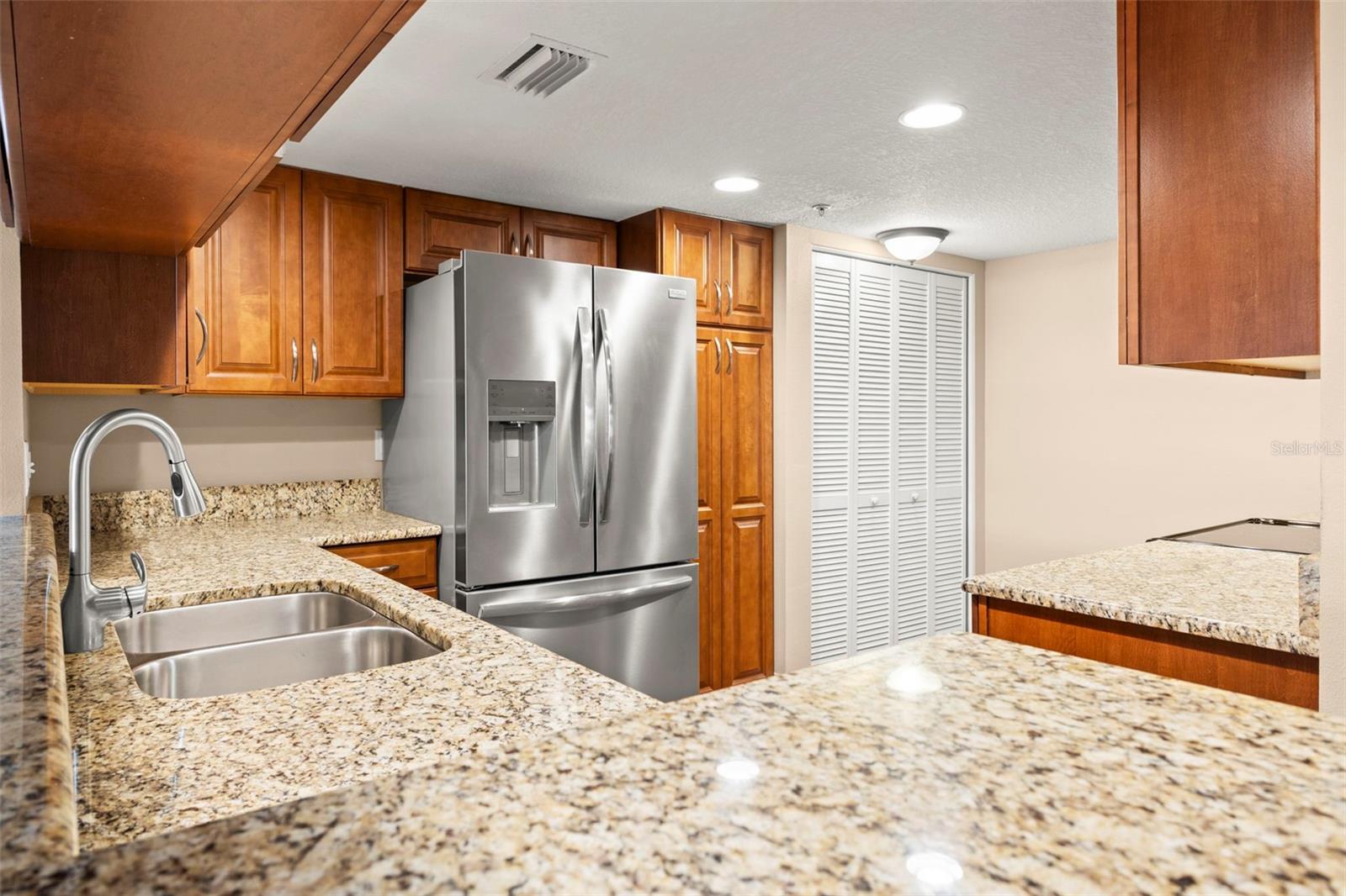 INVERNESS CONDO - Residential