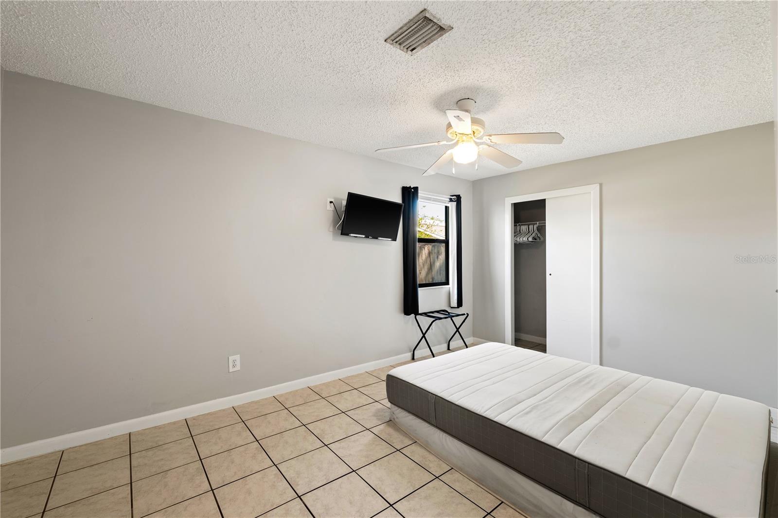 UNPLATTED - Residential Lease