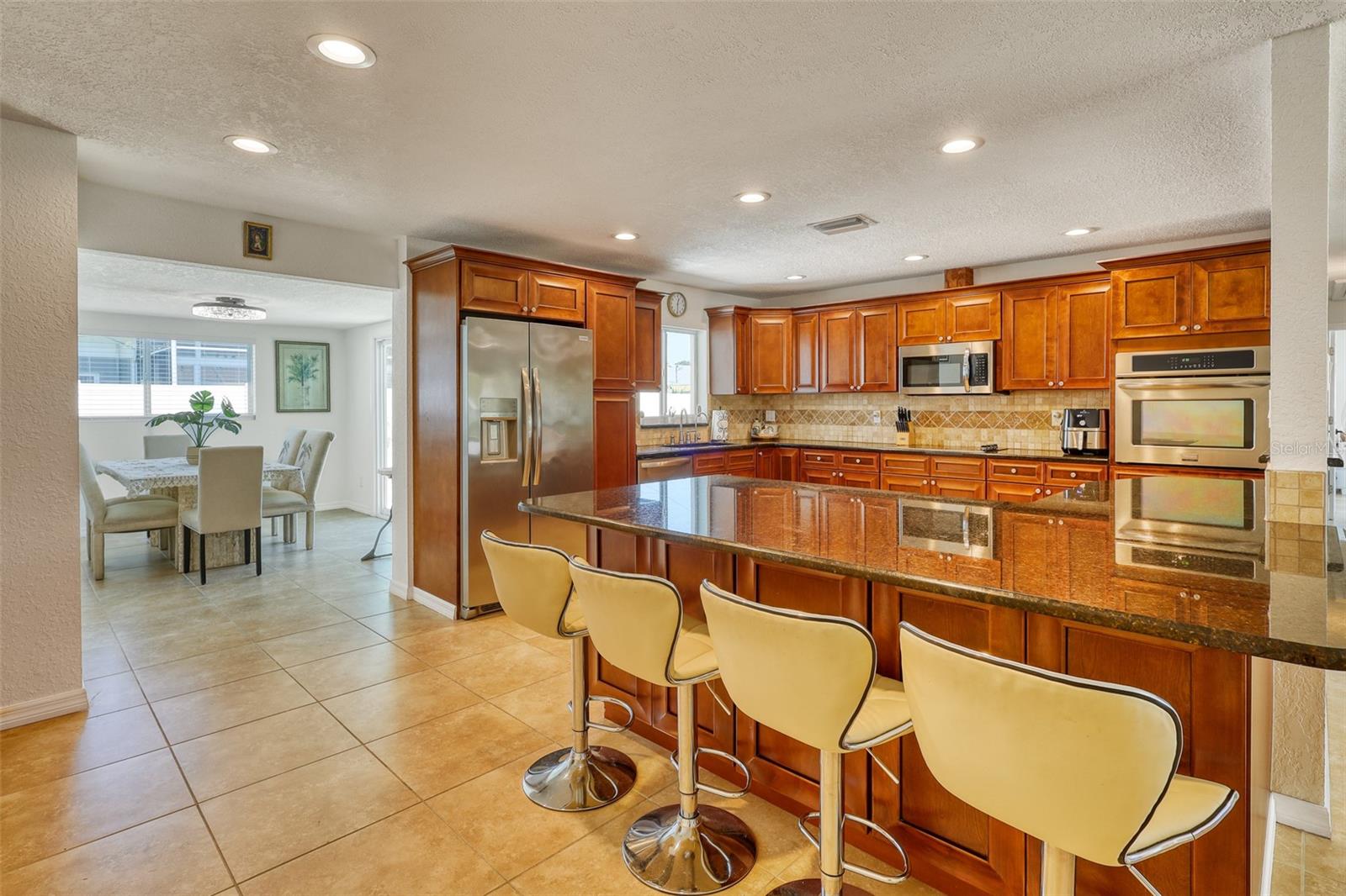 SOUTH GATE - Residential