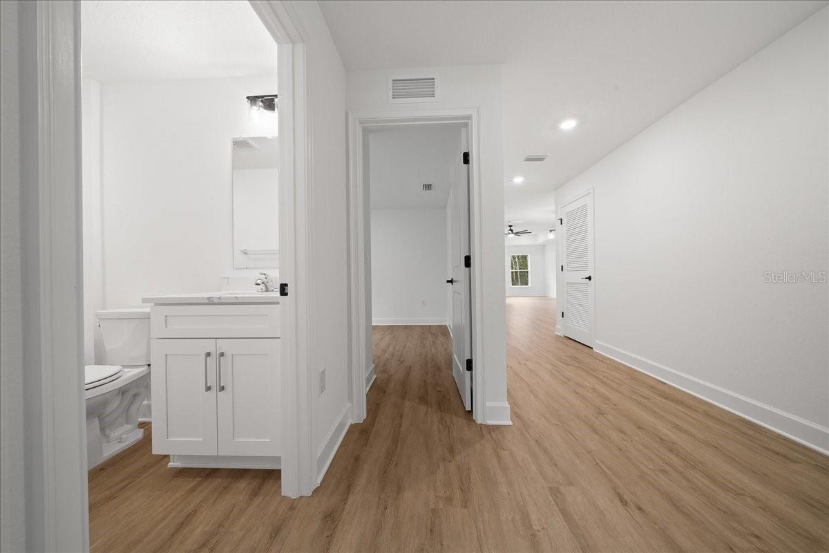 ROYAL HIGHLANDS - Residential