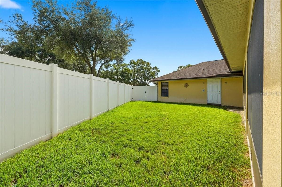 HIGHLAND LAKE ESTS-FLA - Residential