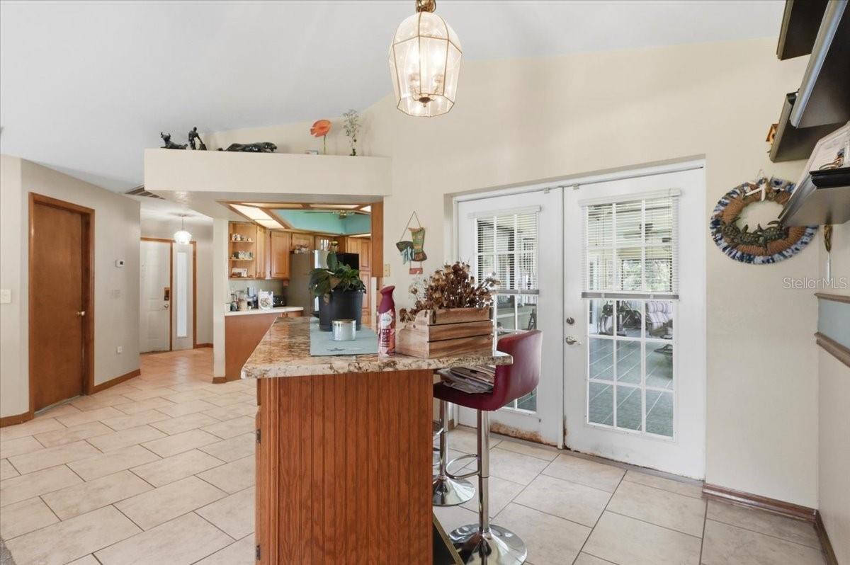 HIGHLAND LAKE ESTS-FLA - Residential