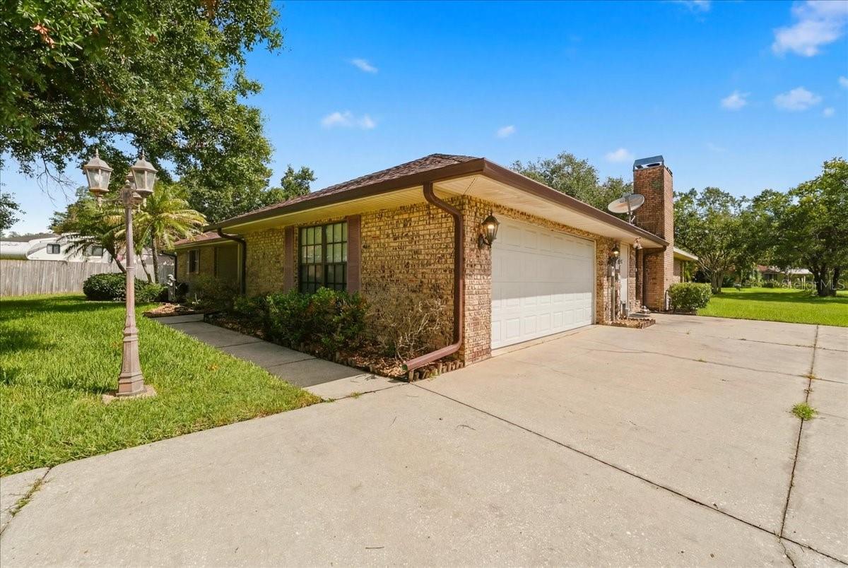 HIGHLAND LAKE ESTS-FLA - Residential