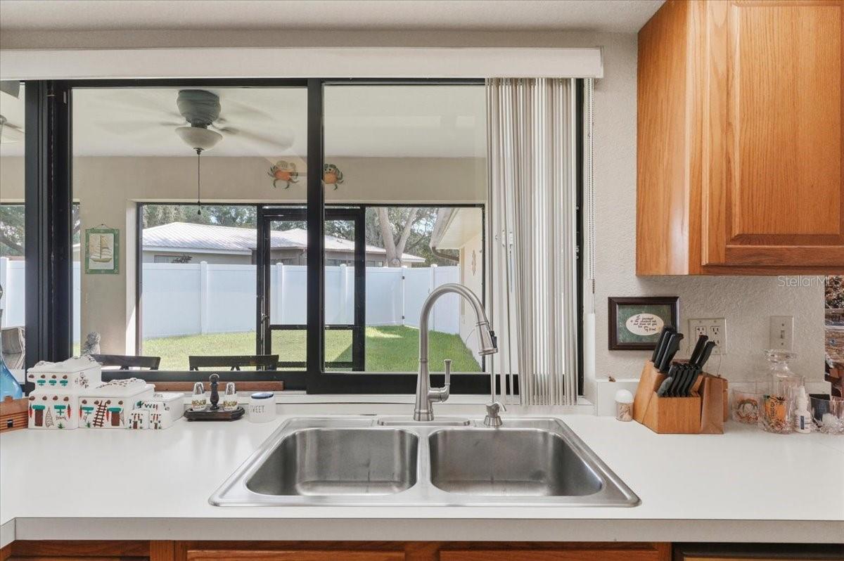 HIGHLAND LAKE ESTS-FLA - Residential
