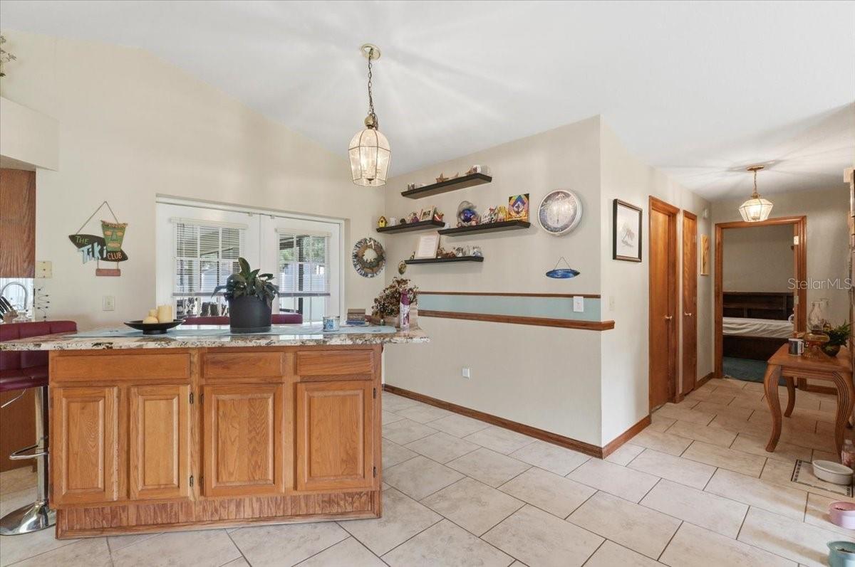 HIGHLAND LAKE ESTS-FLA - Residential