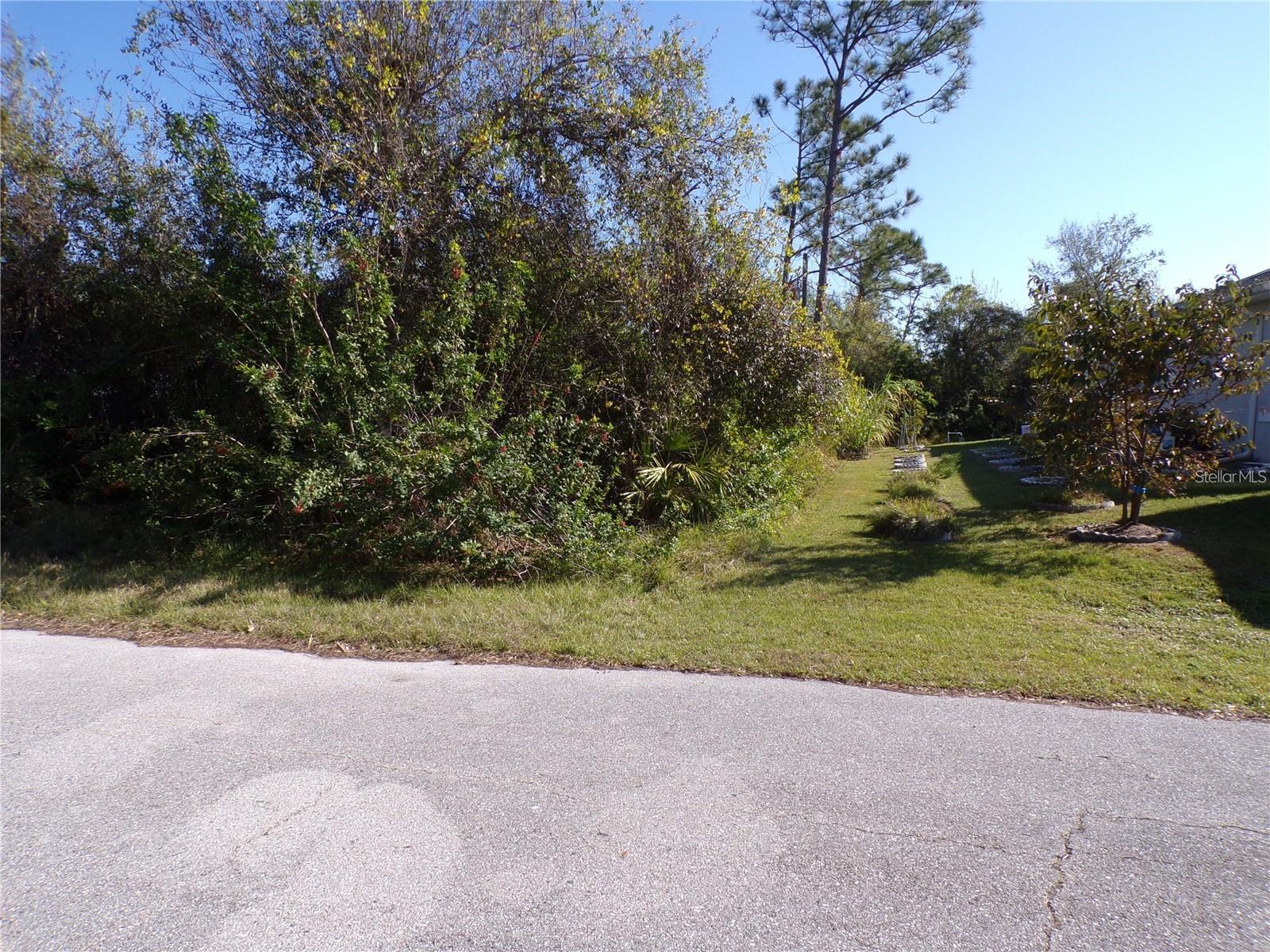 PORT CHARLOTTE SEC 013 - Land