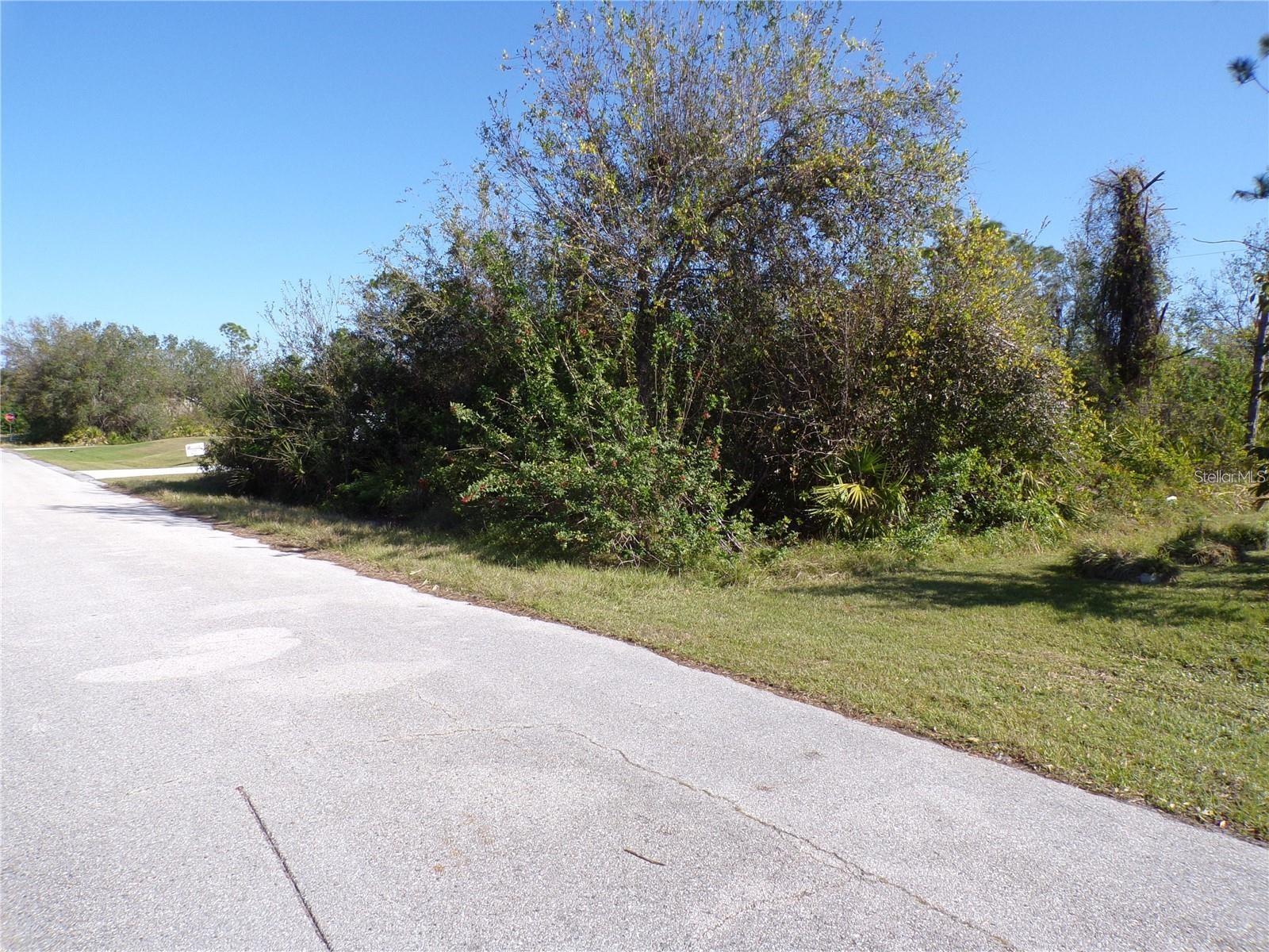 PORT CHARLOTTE SEC 013 - Land