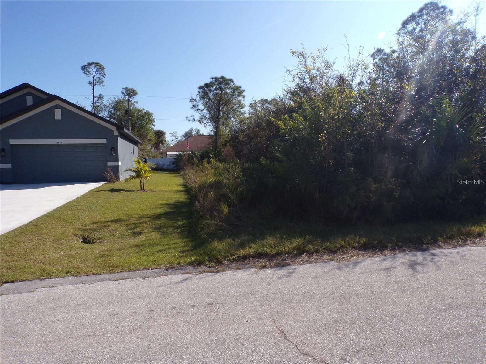 PORT CHARLOTTE SEC 013 - Land