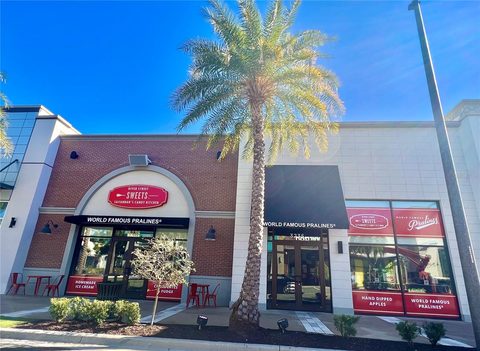 ROLLING OAKS PH 5 - Residential Lease