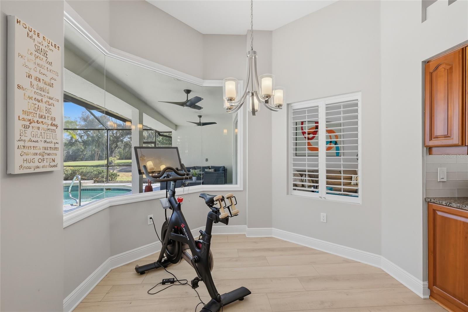 LINKS AT PALM-AIRE - Residential