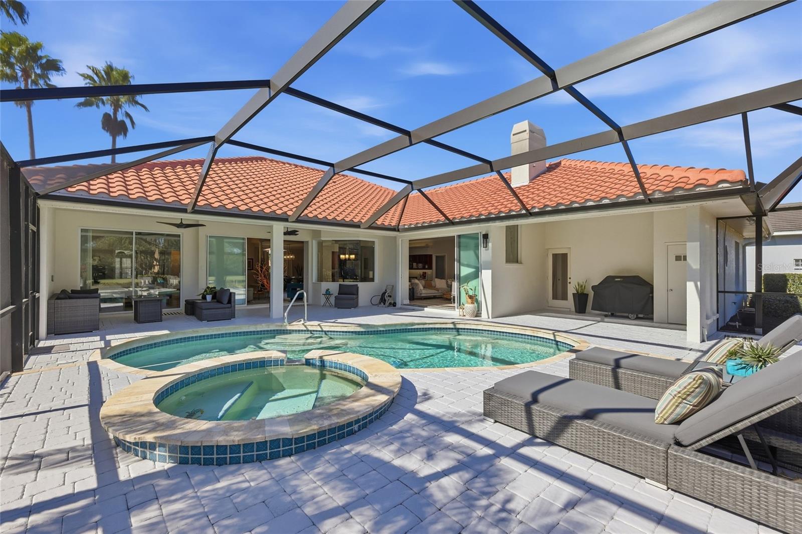 LINKS AT PALM-AIRE - Residential