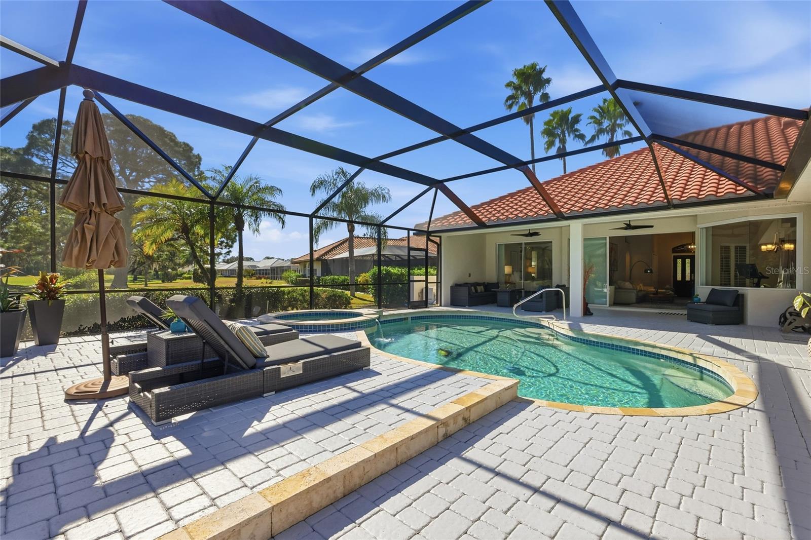 LINKS AT PALM-AIRE - Residential