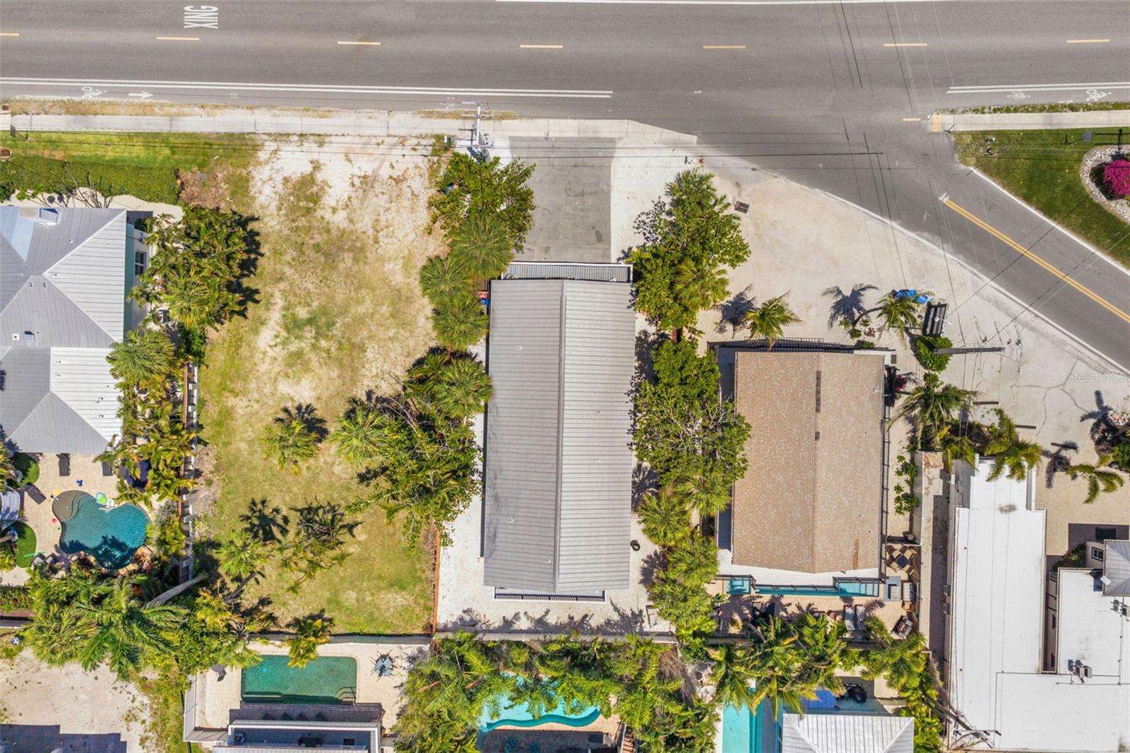 EDGEMERE - Residential