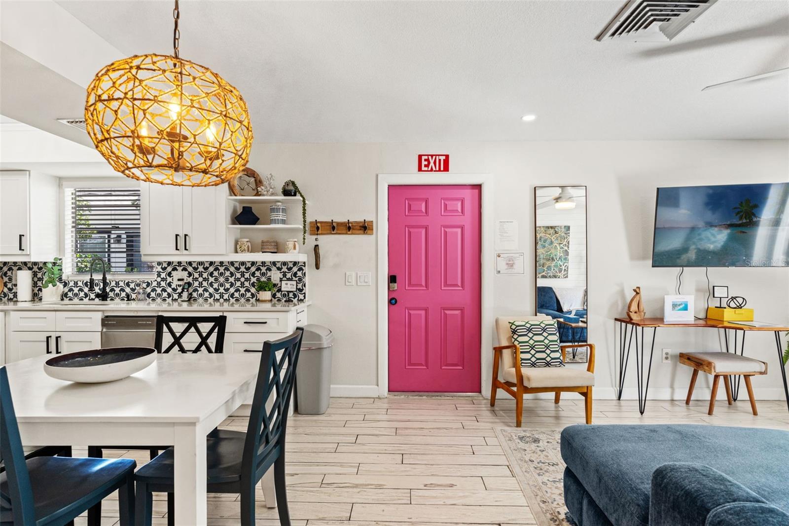 EDGEMERE - Residential