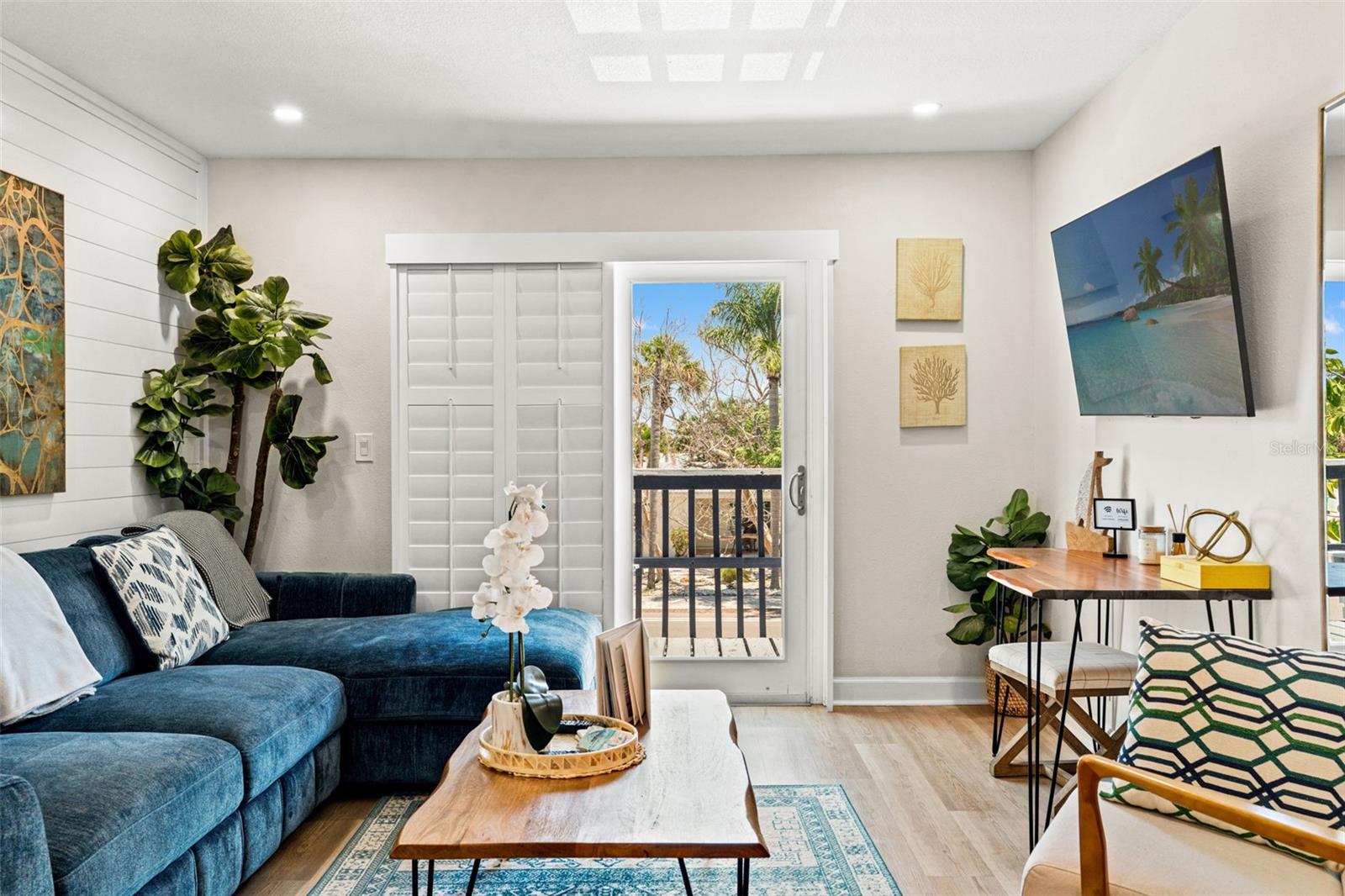 EDGEMERE - Residential