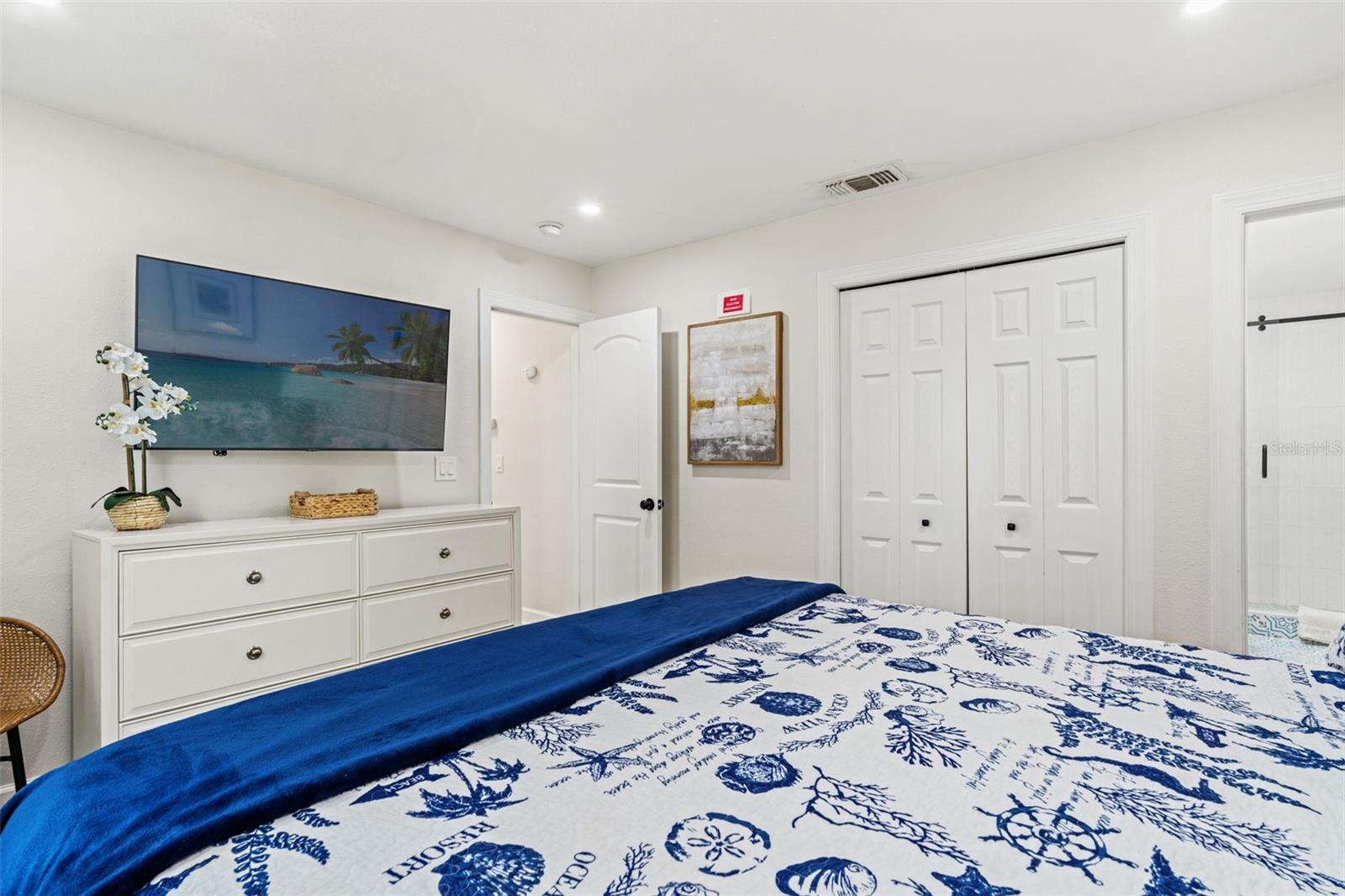 EDGEMERE - Residential