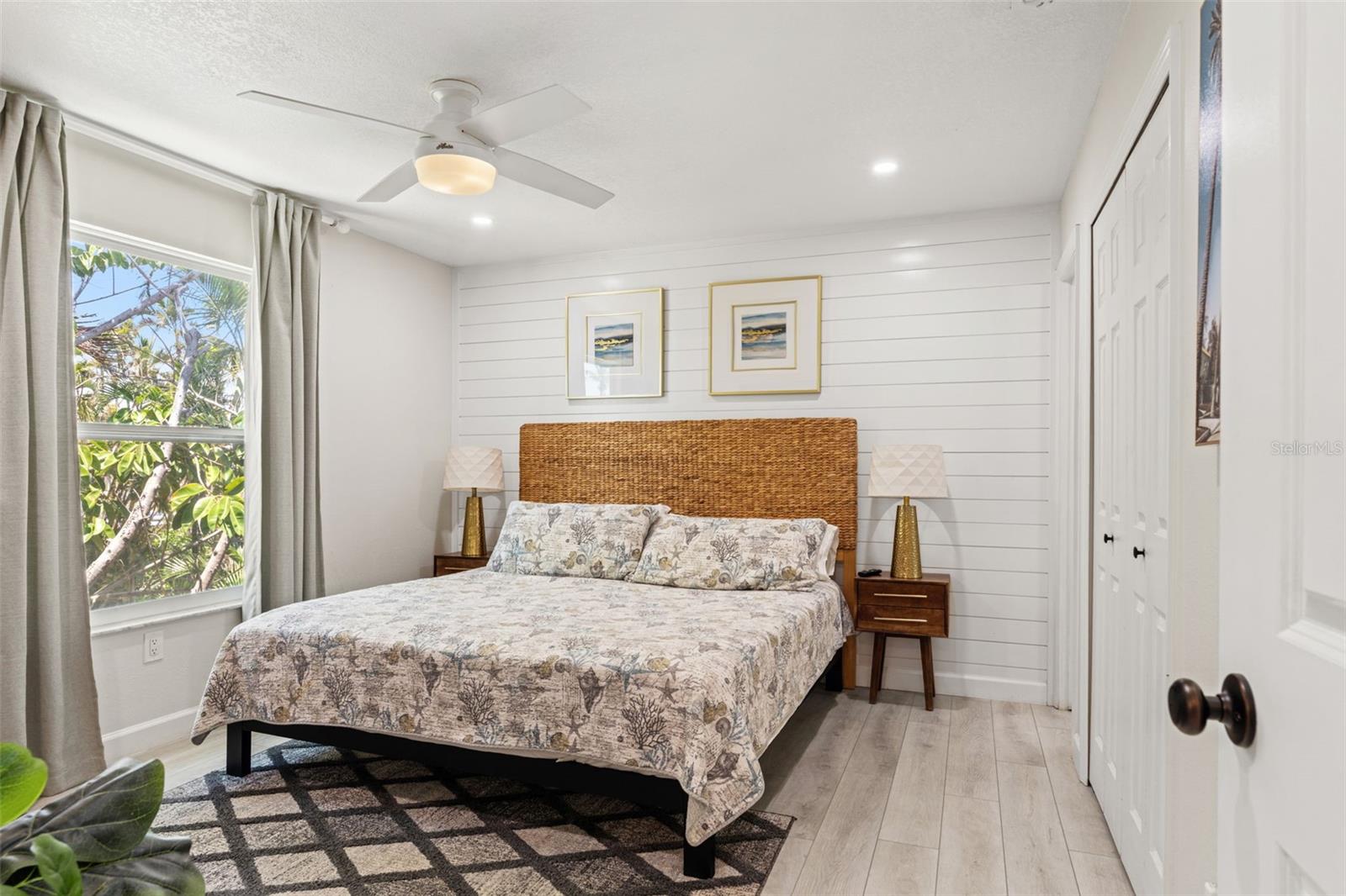 EDGEMERE - Residential