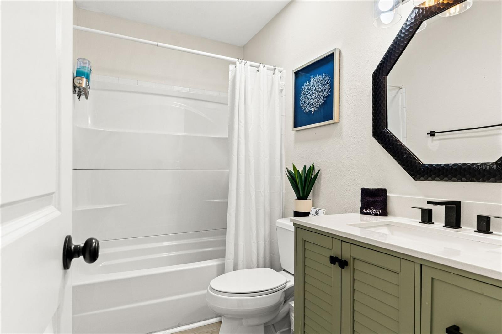 EDGEMERE - Residential