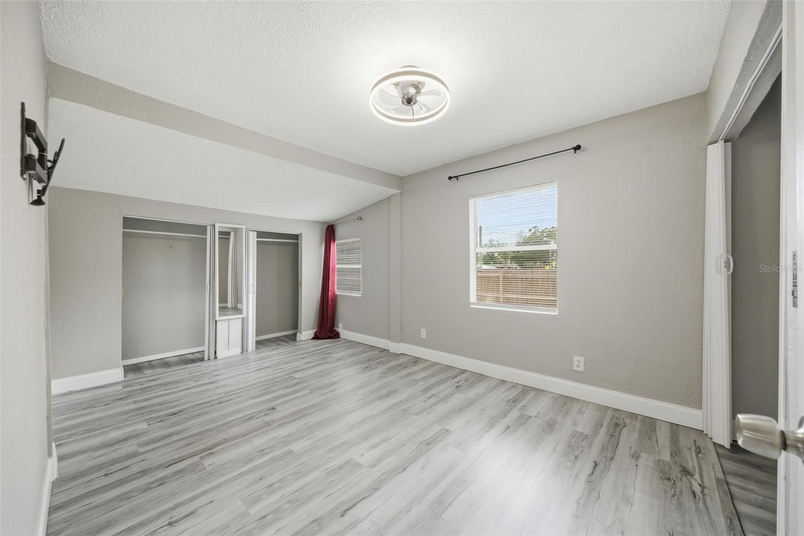 TOBY'S ACRES - Residential