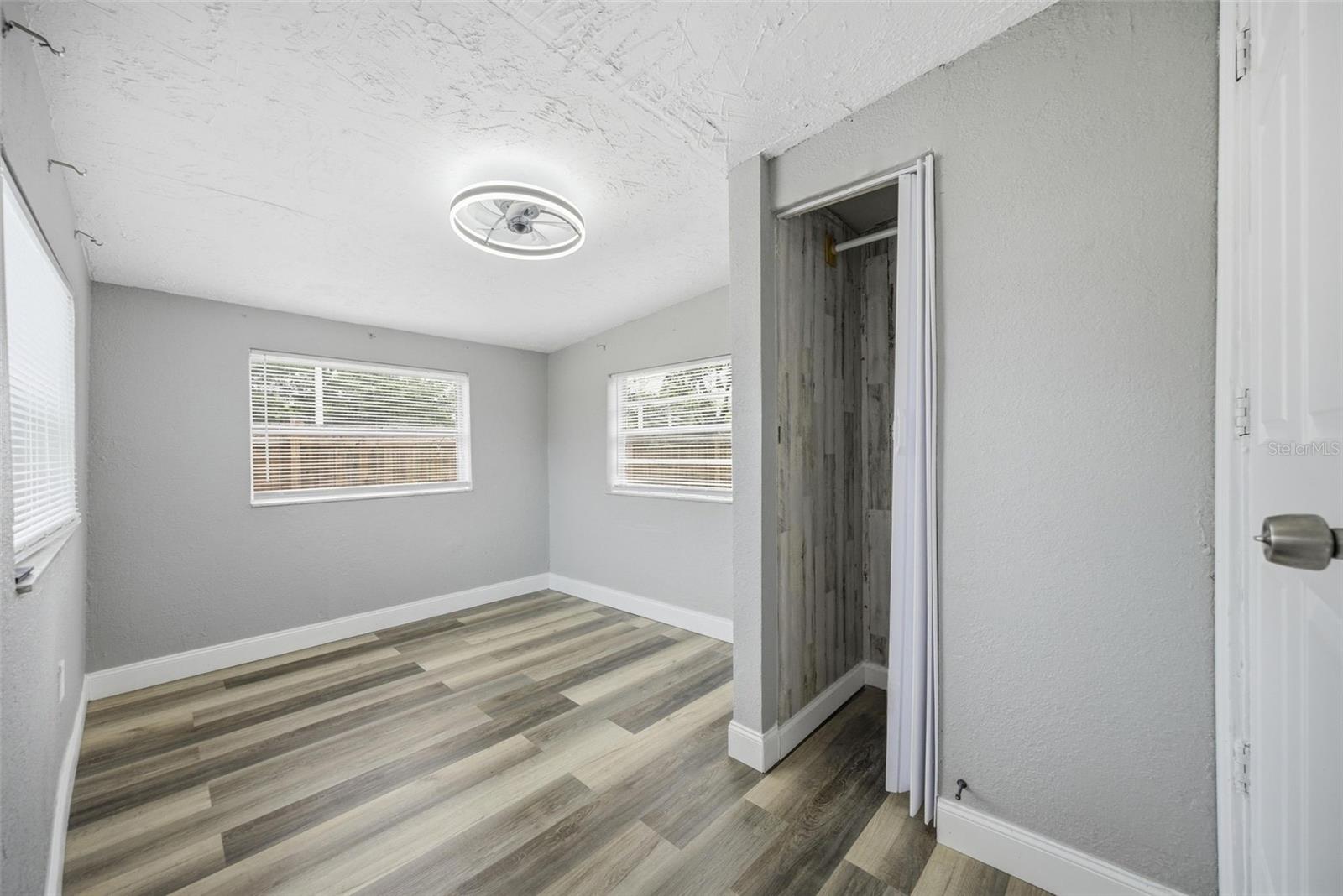 TOBY'S ACRES - Residential