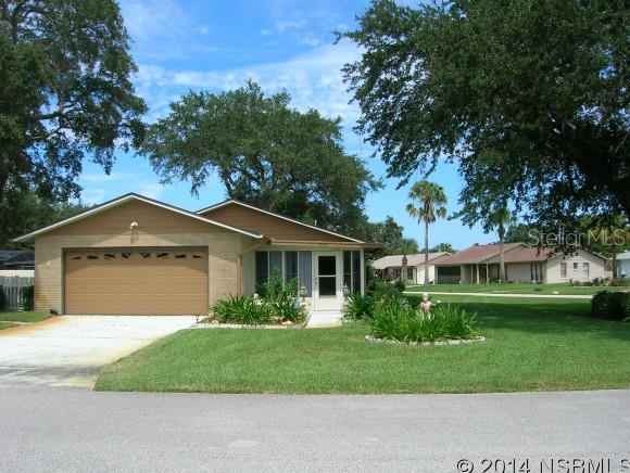 Beautiful, Park-Like Setting on a Corner Lot with a Beautiful Shade Tree.  Hurricane Shutters.Single Family Home in a Quiet Neighborhood.  One way in and Out of Subdivision.  Immediate Occupancy Available.  Community has a Voluntary Association that you can join for $120 year that offers Pool and Clubhouse Facilities. ;Water: City