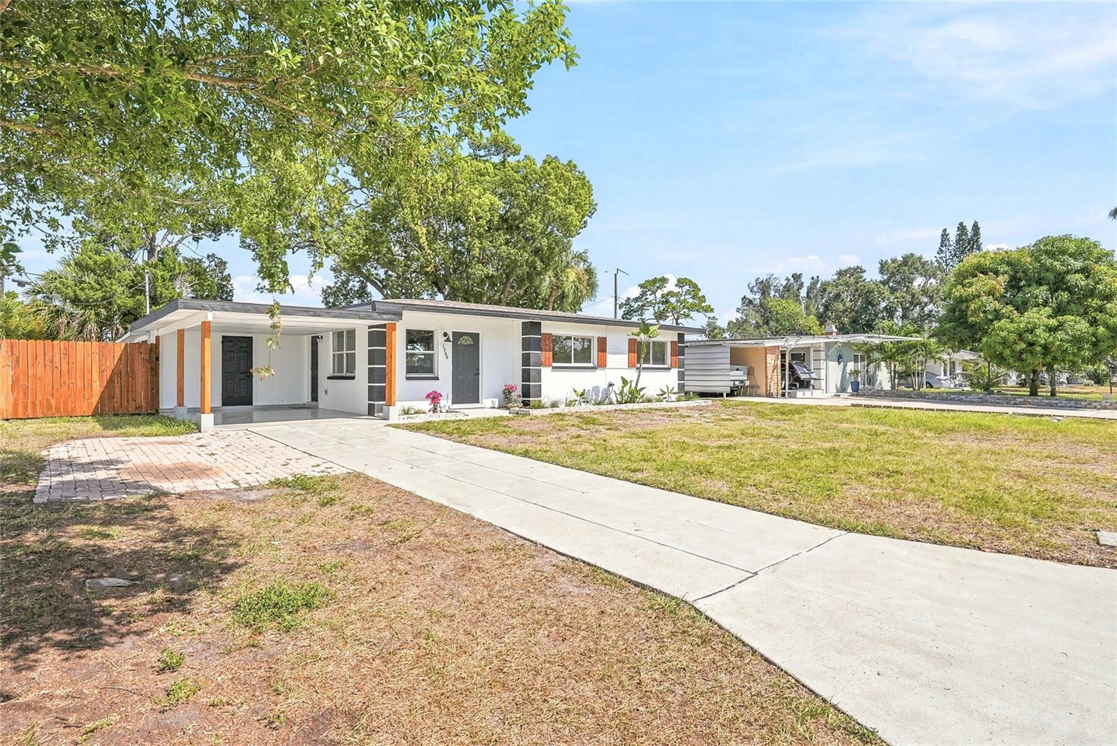 BAYSHORE GARDENS SEC 2 - Residential