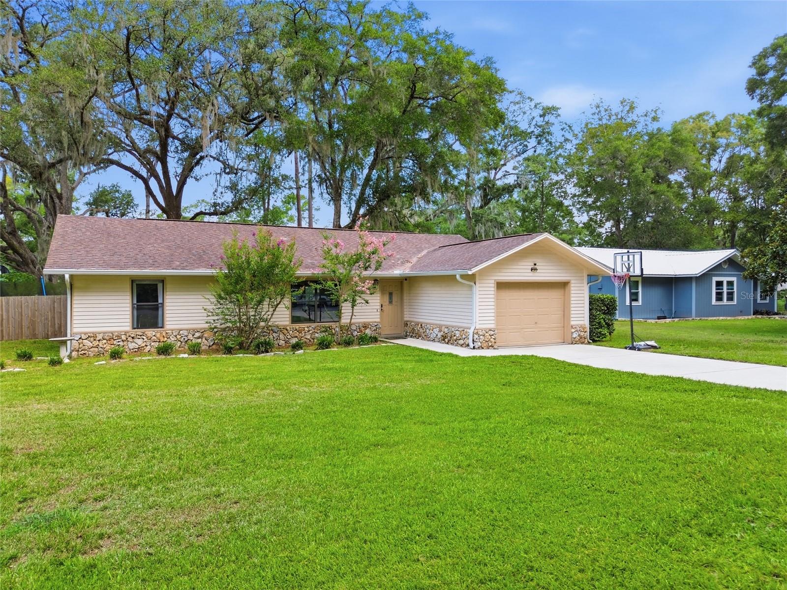 OCALA PARK ESTATE - Residential