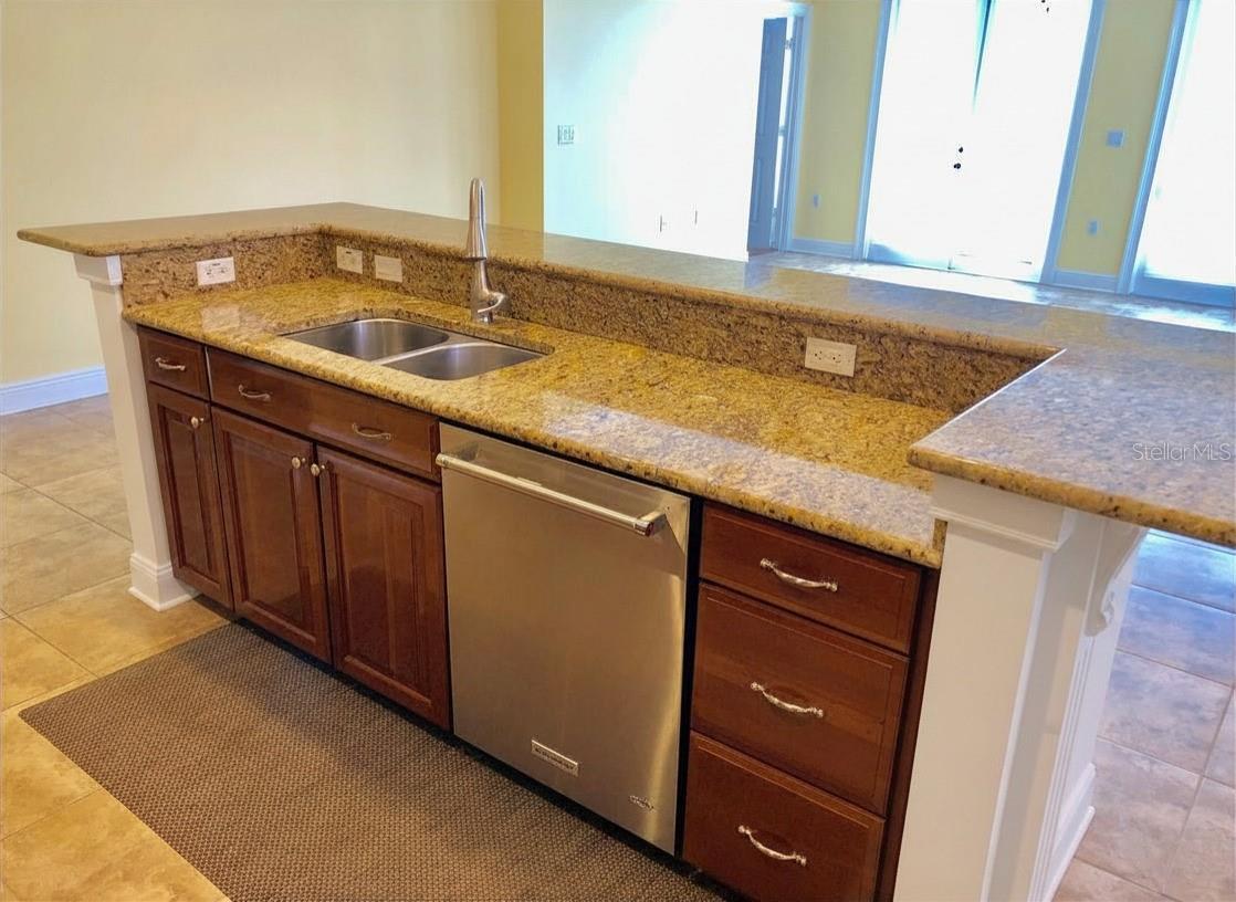 BALDWIN PARK 05 - Residential Lease