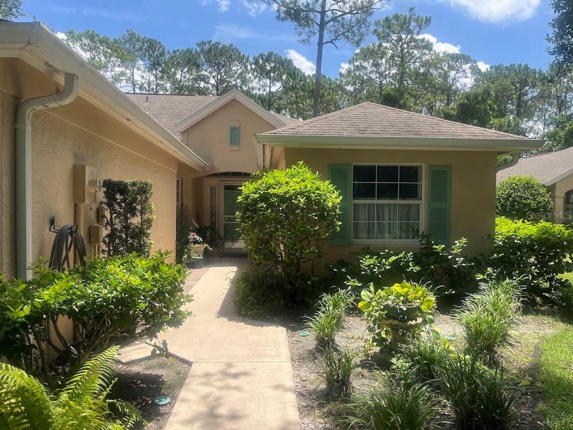 Absolutely pristine 2 bedroom town house in the highly desired Savannah Square community in the heart of Pine Lakes.  Tiled throughout , both bathrooms updated, The HOA fee includes cable and internet service. Lawn, tree, shrub maintenance, irrigation system
and termite control. Driveway, sidewalk, exterior building and common ground maintenance. Exterior building repair, painting, roof repairs and
replacement. Road maintenance, street lighting, garbage and recycle collection.