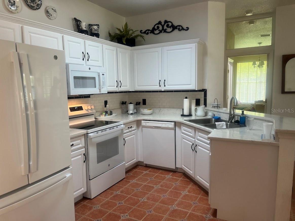 SAVANNAH SQUARE SUB - Residential