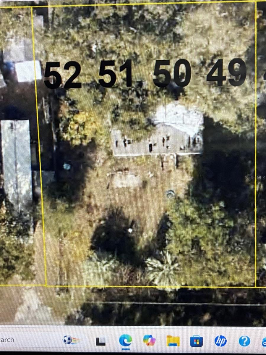 NICE LOT IN ESTABLISHED NEIGHBORHOOD. BUILD YOU OWN HOME OR HAVE A MOBILE HOME BROUGHT IN. (CHECK WITH COUNTY FOR
SPECIFIC DETAILS) CHAIN LINK FENCED. MOBILE HOME ALREADY THERE IS A TEAR DOWN WITH NO VALUE. DO NOT GO INSIDE MOBILE HOME