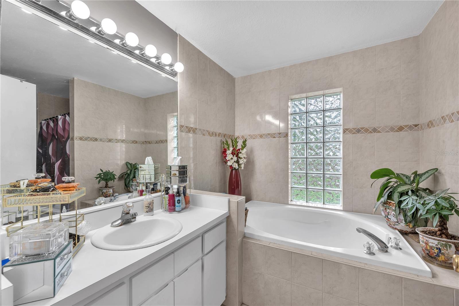 HAMNERS MARJORY B FIRST ADD - Residential