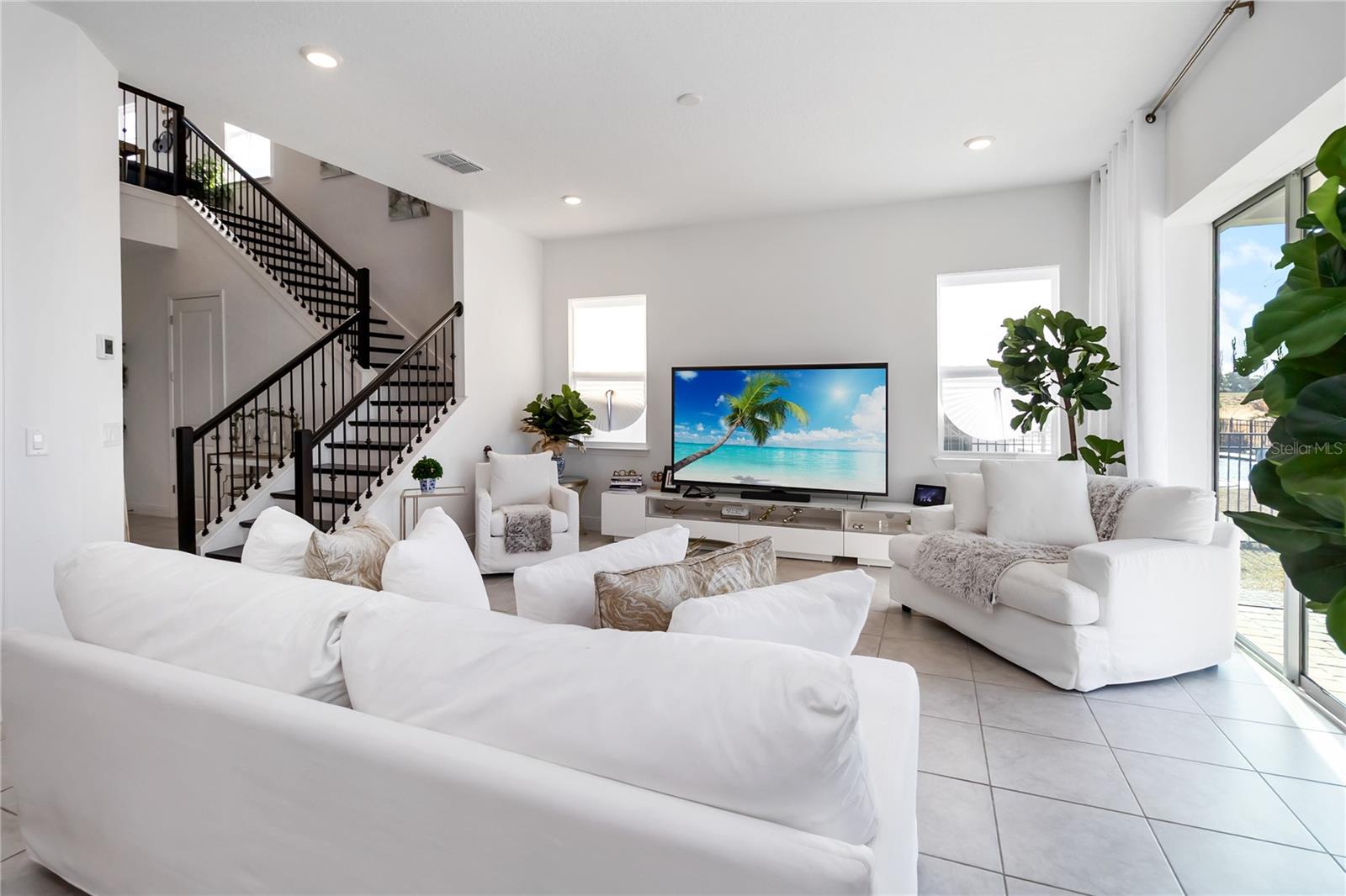 BELLA COLLINA WEST SUB - Residential