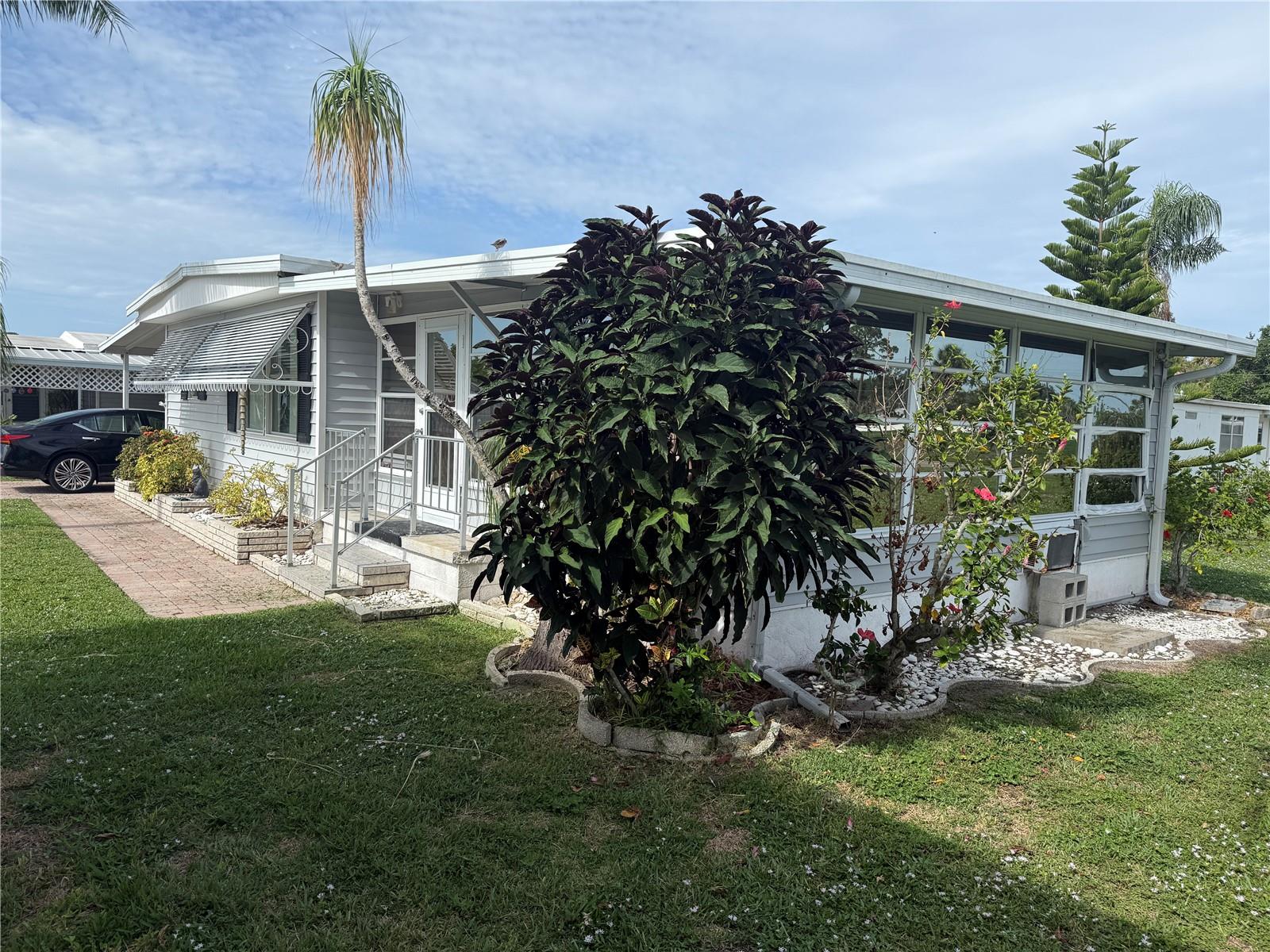 JAPANESE GARDENS MHP - Residential