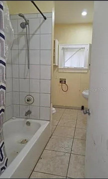 PHOENIX PARK REP - Residential Lease
