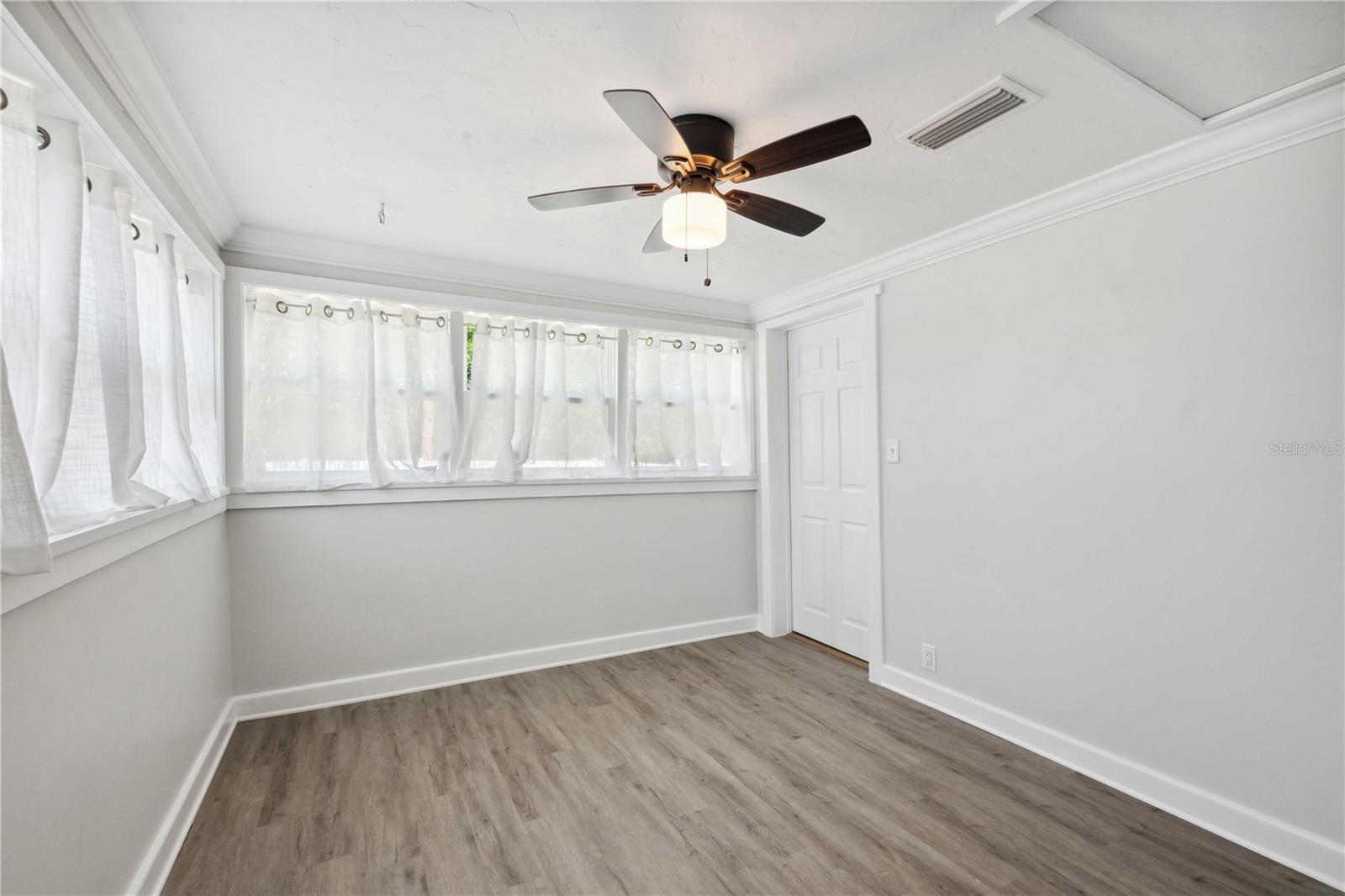 BUSHNELL - Residential
