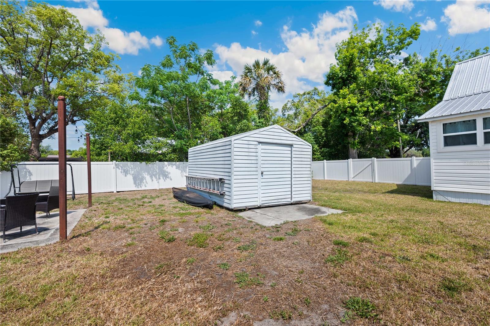BUSHNELL - Residential