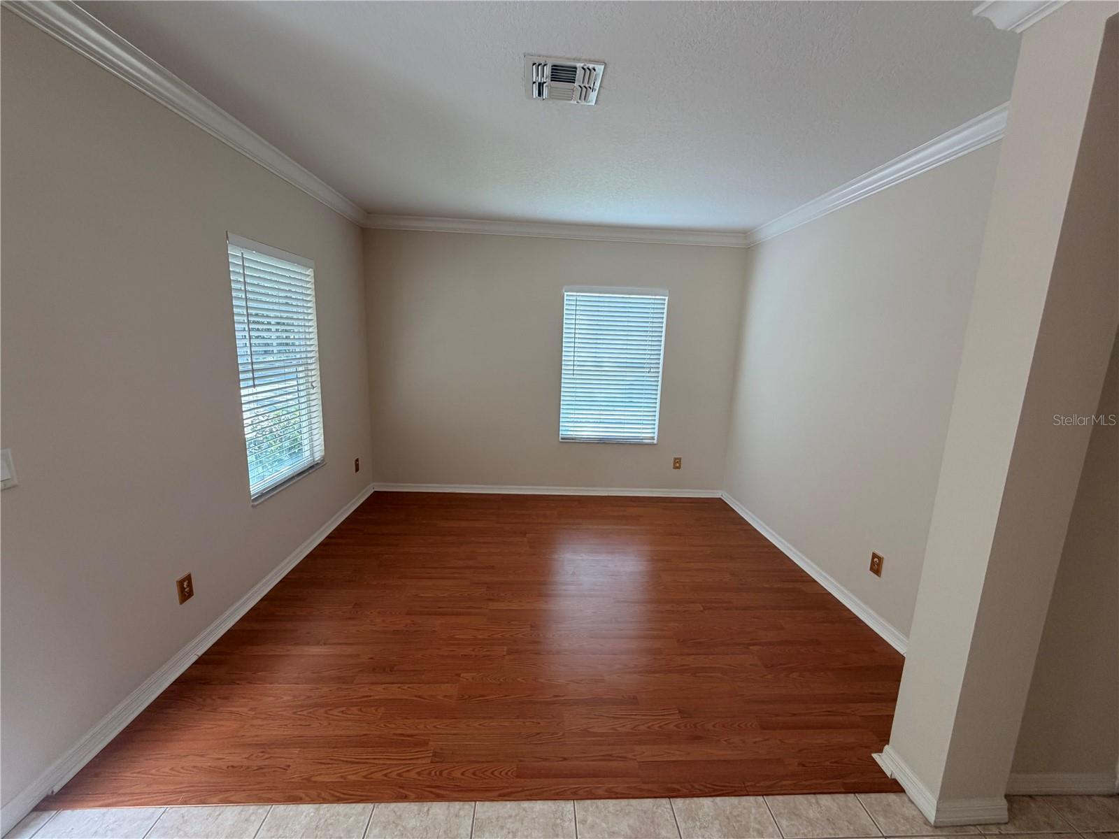 CELEBRATION ROSEVILLE CORNER - Residential