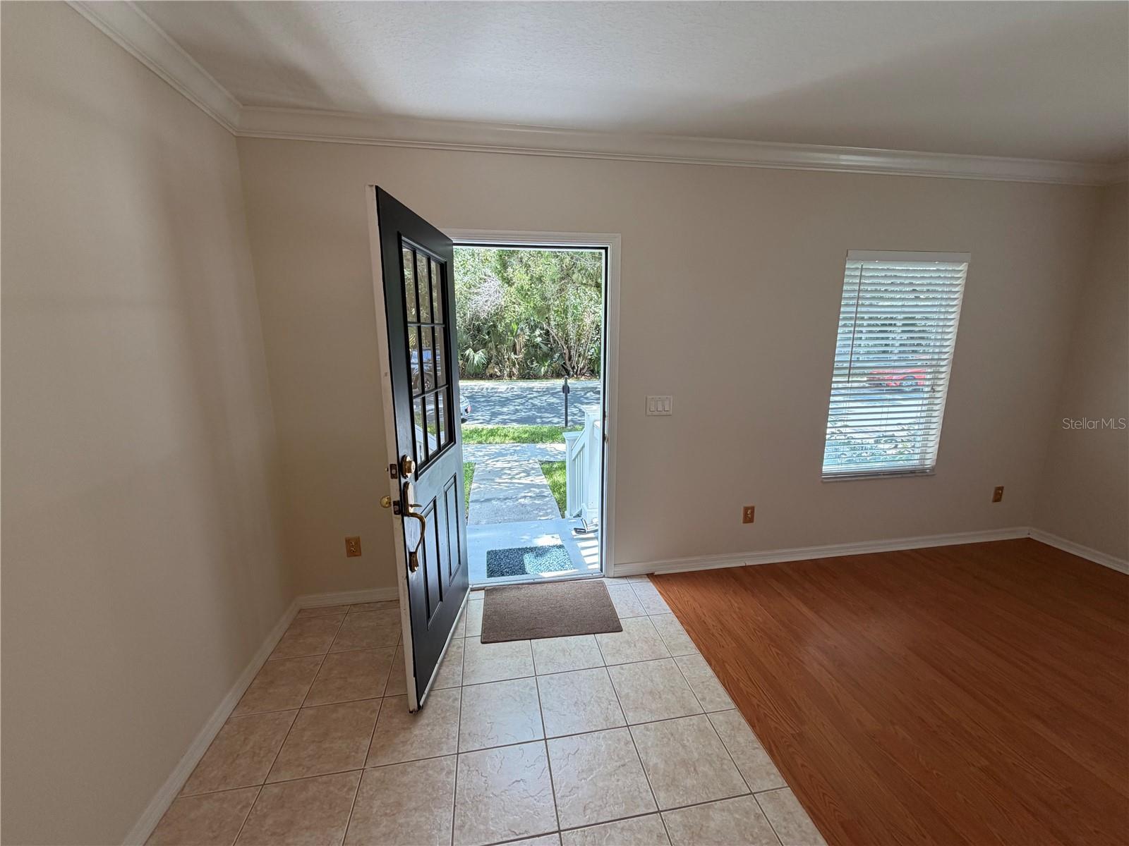 CELEBRATION ROSEVILLE CORNER - Residential